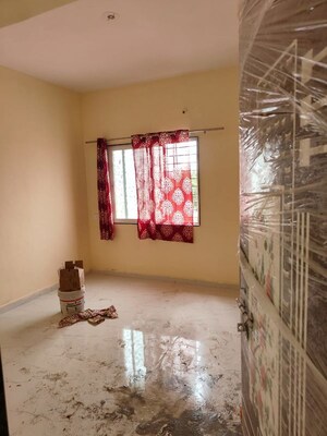 Room in 2 BHK Apartment at Sai Residency Kharadi, Kharadi – for Rent