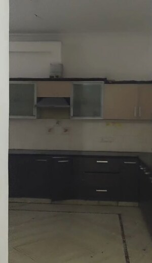 Kitchen in 3 BHK Villa at Uppal Southend, Sector 49 – for Rent