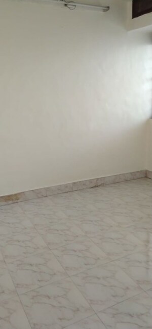 Room in 1 BHK Apartment at Somwar Peth – for Sale