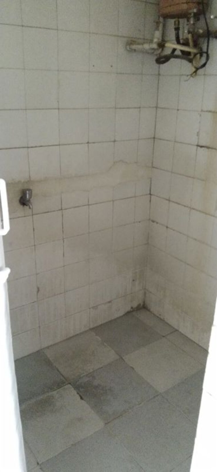 Bathroom, somwar peth 1 Bedroom 700 Sq.Ft. Apartment In Somwar Peth Pune 10426953