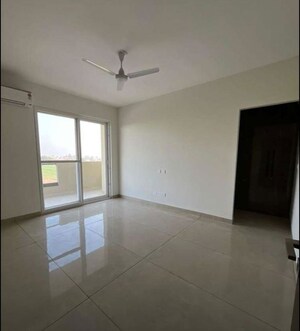 Room in 4 BHK Apartment at Maya Green Lotus Utsav, International Airport Road – for Sale