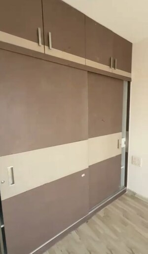 Furnished Amenities in 4 BHK Apartment at CHD Avenue 71, Sector 71 – for Rent