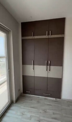 Room in 4 BHK Apartment at CHD Avenue 71, Sector 71 – for Rent