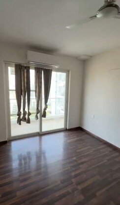 4 BHK + Servant Room Apartment For Rent in CHD Avenue 71