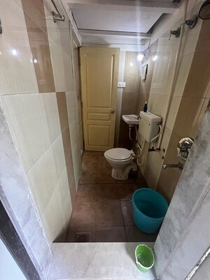 Bathroom in 1 BHK Apartment at Mitha Nagar – for Rent