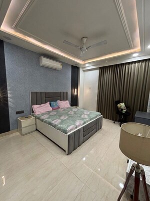 Bedroom in 3 BHK Builder Floor at Sector 10a – for Rent