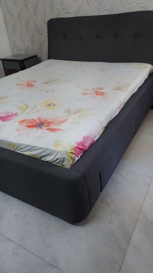Bedroom in 2 BHK Builder Floor at Ardee City, Sector 52 – for Rent