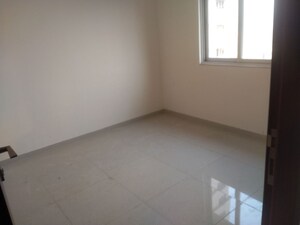 Room in 1 BHK Apartment at Sheth Irene, Malad West – for Sale