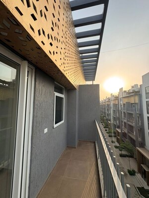 Kitchen in 2.5 BHK Apartment at Smart World Orchard, Sector 61 – for Rent