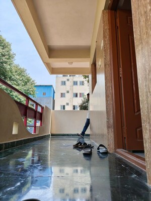 Furnished Amenities in 1 BHK Builder Floor at Koramangala – for Rent