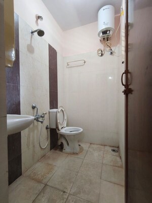 Bathroom in 1 BHK Builder Floor at Koramangala – for Rent