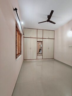 1 BHK + Extra Room Builder Floor For Rent in Koramangala