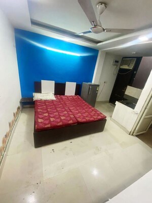 1 RK Builder Floor For Rent in Dlf City Phase 3