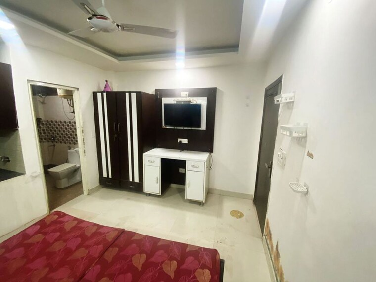 Team Area, dlf city phase 3 1 RK 300 Sq.Ft. Builder Floor In Dlf City Phase 3 Gurgaon 10427110