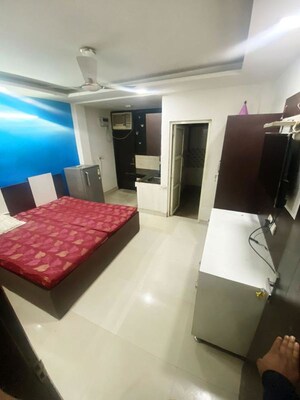 Team Area in 1 RK Builder Floor at Dlf City Phase 3 – for Rent