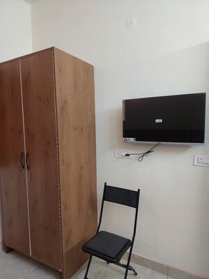 Furnished Amenities in 1 BHK Apartment at Salem Tabri – for Rent