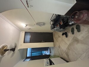 Team Area in 2 BHK Builder Floor at Kotla Mubarakpur – for Rent