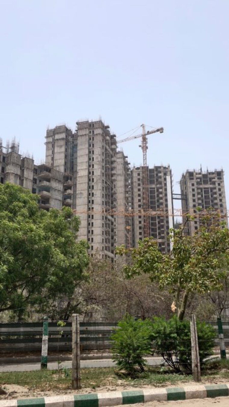 Exterior View, jaypee-krescent-homes-phase-ii 3.5 Bedroom 1680 Sq.Ft. Apartment In Sector 129 Noida 10427131