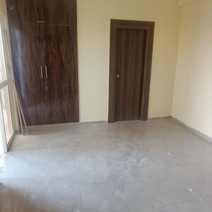 Room in 3 BHK Apartment at Miglani Supercity Myfair Residency, Tech Zone 4 Greater Noida – for Sale