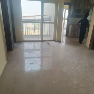 Room in 3 BHK Apartment at Miglani Supercity Myfair Residency, Tech Zone 4 Greater Noida – for Sale