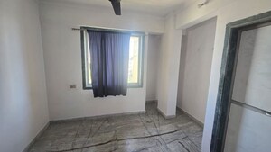 Room in 3 BHK Apartment at Kharghar – for Sale