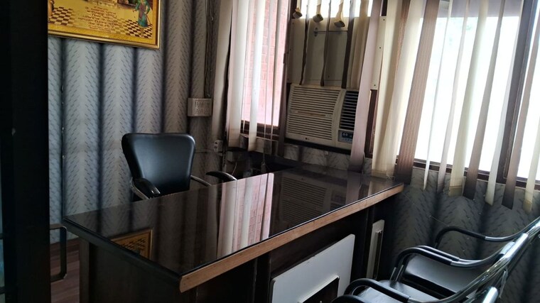 Gym, sector 38 Commercial Office Space 1000 Sq.Ft. In Sector 38 Chandigarh 10427180