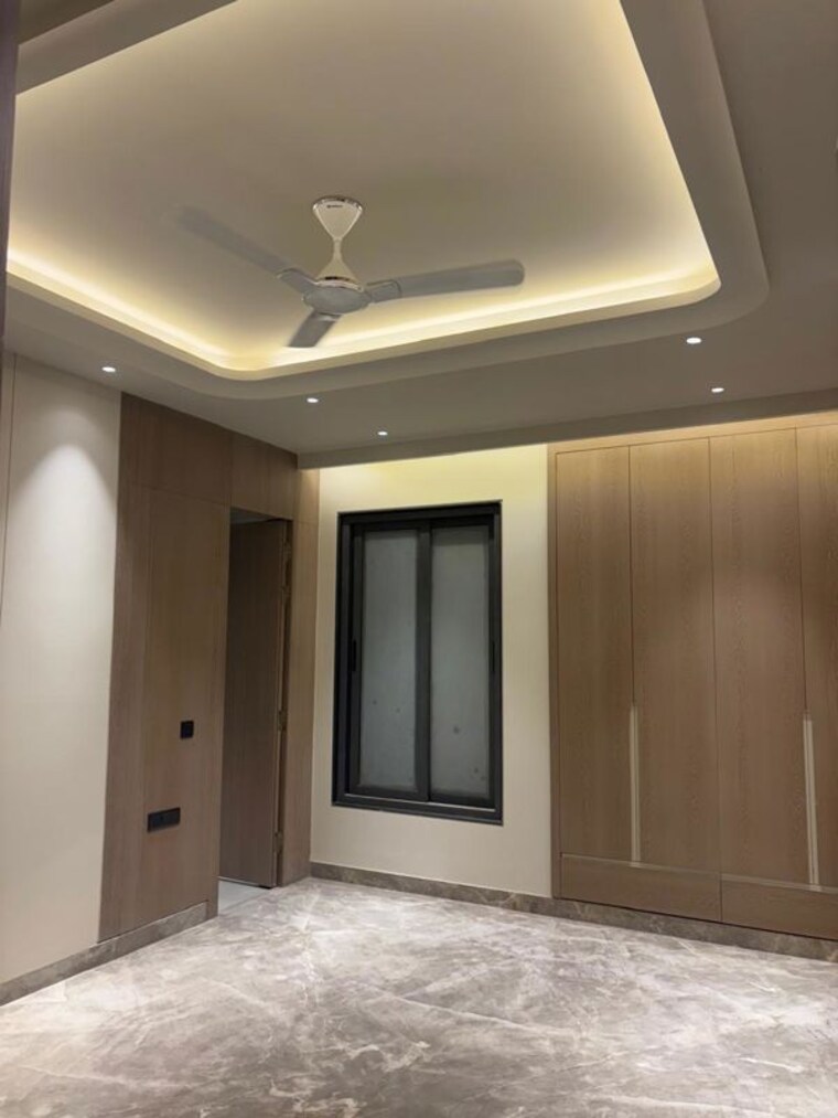 Room, emaar-marbella 4 Bedroom 350 Sq.Yd. Builder Floor In Sector 66 Gurgaon 10427204