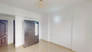 Room in 3 BHK Apartment at Kr Puram – for Sale