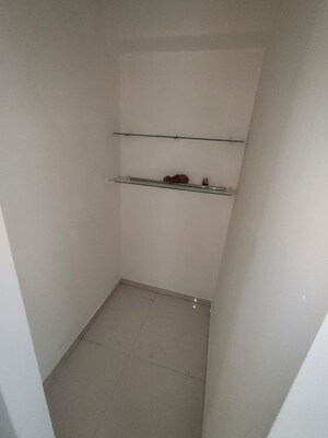  2 BHK Apartment at Lodha Amara, Kolshet Road – for Rent