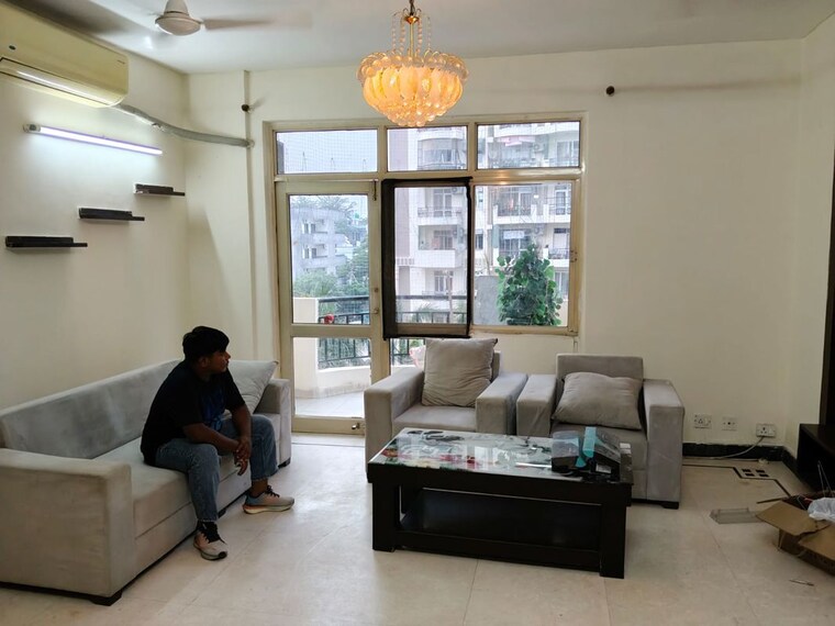 Living Room, gupta-awas 3 Bedroom 215 Sq.Yd. Builder Floor In Sector 43 Gurgaon 10427229