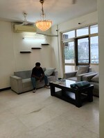 3 BHK 215 Sq.Yd. Builder Floor in Gupta Awas