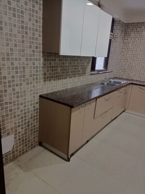 Kitchen in 3 BHK Builder Floor at Craft Destination 43, Sector 43 – for Rent