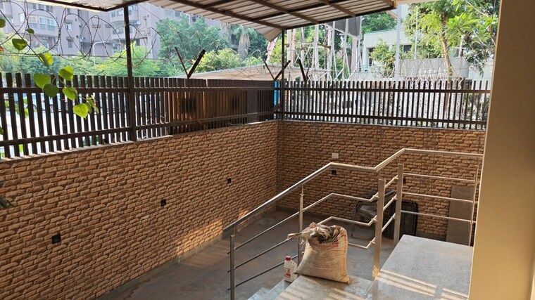 Balcony, craft-destination-43 3 Bedroom 300 Sq.Yd. Builder Floor In Sector 43 Gurgaon 10427250