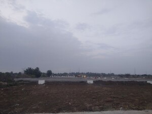  Plot For Sale in Koradi