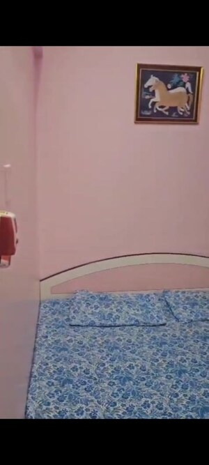 Furnished Amenities in 2 BHK Apartment at Bhairav Darshan, Parel – for Rent