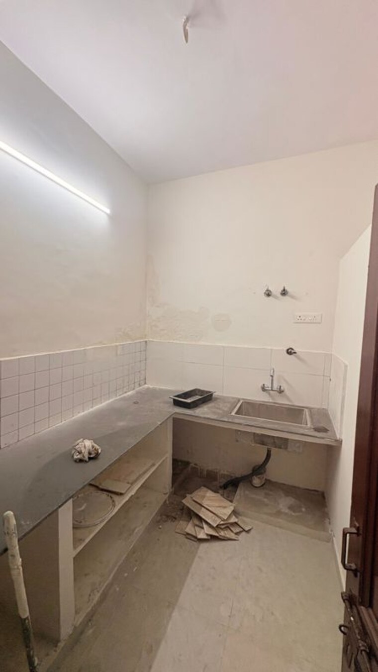Bathroom, aman vihar 1 Bedroom 1100 Sq.Ft. Builder Floor In Aman Vihar Dehradun 10427288