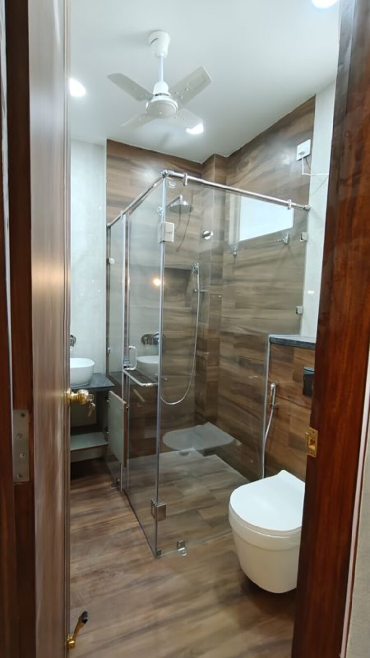 Bathroom, fidato-honour-homes 3 Bedroom 140 Sq.Yd. Builder Floor In Sector 89 Faridabad 10427294