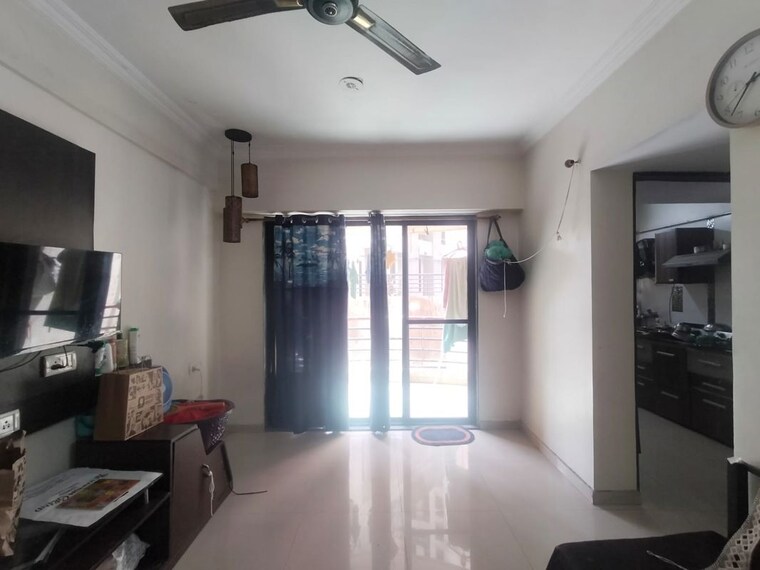 Living Room, puranik-city 1 Bedroom 425 Sq.Ft. Apartment In Kasarvadavali Thane 10427359