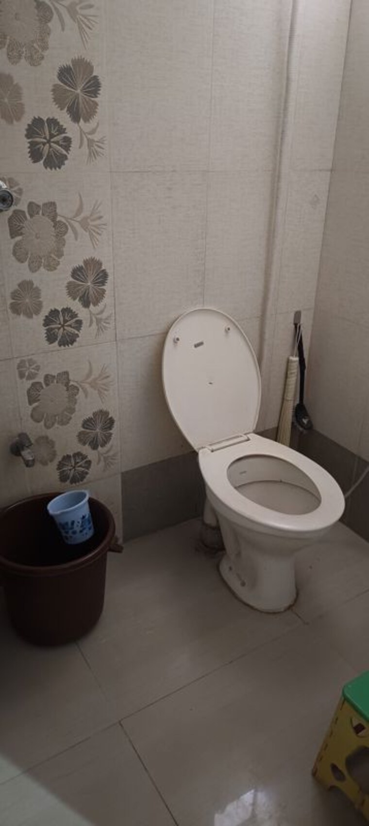 Bathroom, ambawadi 4 Bedroom 450 Sq.Ft. Apartment In Ambawadi Ahmedabad 10427354