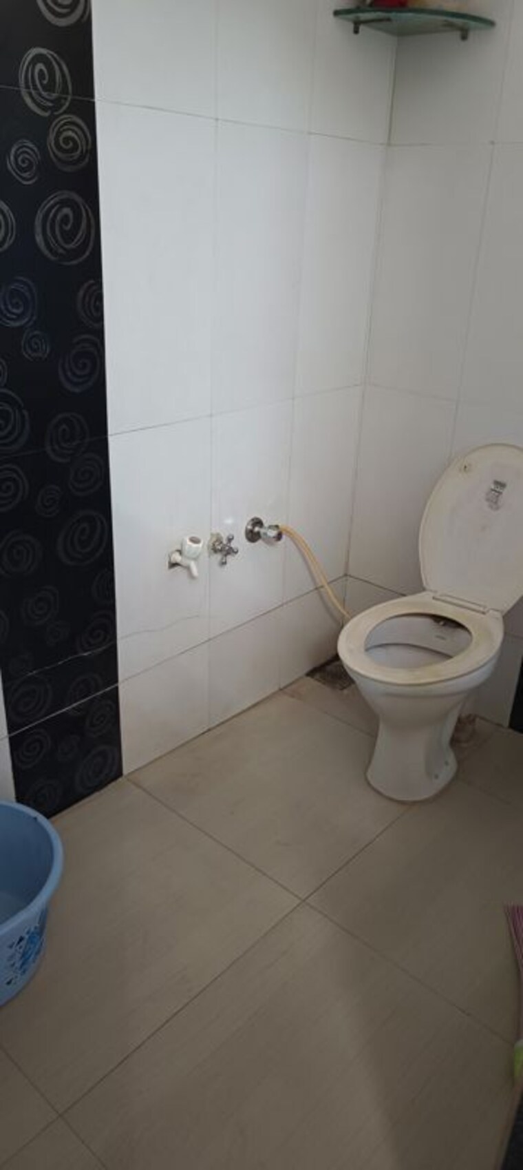 Bathroom, ambawadi 4 Bedroom 450 Sq.Ft. Apartment In Ambawadi Ahmedabad 10427354