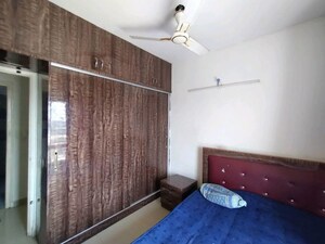 Room in 3 BHK Apartment at Kolte Patil Raaga, Hennur Road – for Rent