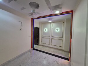 Room in 2 BHK Builder Floor at Ramesh Nagar – for Sale