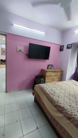 Bedroom in 2 BHK Apartment at Hubtown Gardenia, Mira Road – for Rent