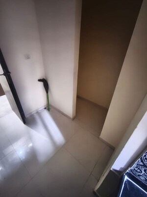  2 BHK Apartment at Lodha Amara, Kolshet Road – for Rent