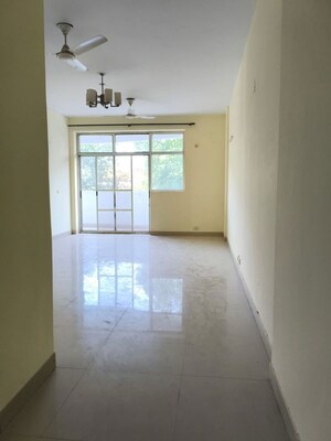 Room in 2 BHK Builder Floor at Indrapuram – for Sale