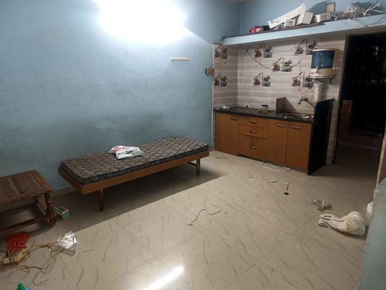 Kitchen, satellite 1 RK 150 Sq.Ft. Apartment In Satellite Ahmedabad 10427472