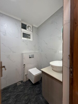 Bathroom in 2 BHK Builder Floor at Rajendra Nagar Sector 5 – for Sale