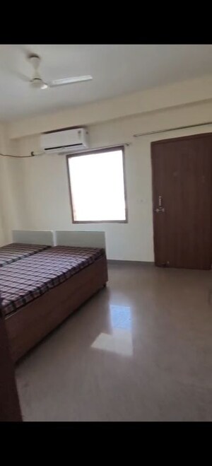Bedroom in 1 BHK Builder Floor at Sector 10 – for Rent