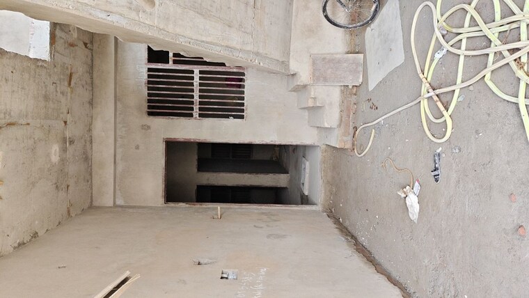 Exterior View, govindpuram 6 Bedroom 118 Sq.Yd. Independent House In Govindpuram Ghaziabad 10427551