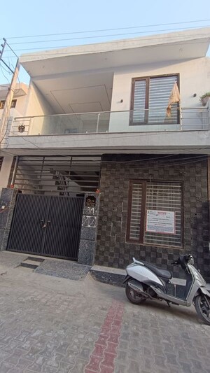  Independent House For Sale in Partap Singhwala